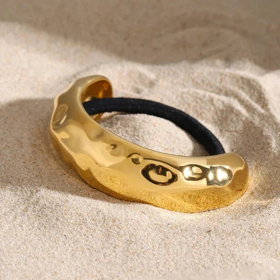 SARA7384- Hammered Arch Pony Cuff Gold