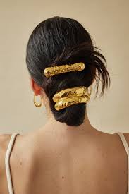 SARA1443- Hammered Bar Barrette Gold