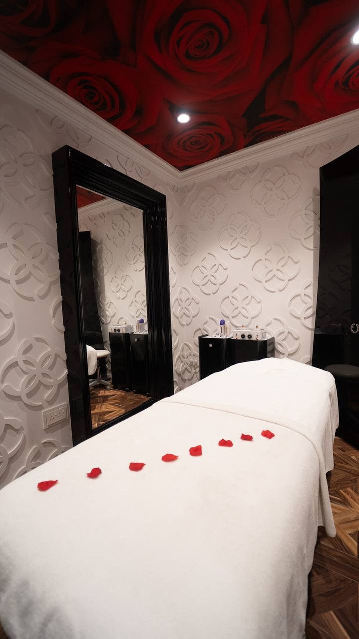 Kingdom of Beauty spa treatment suite, Abu Dhabi